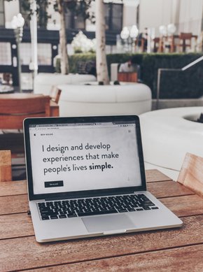 dt_creativeProf-x0c6vTO5ibA-unsplash-cropped2